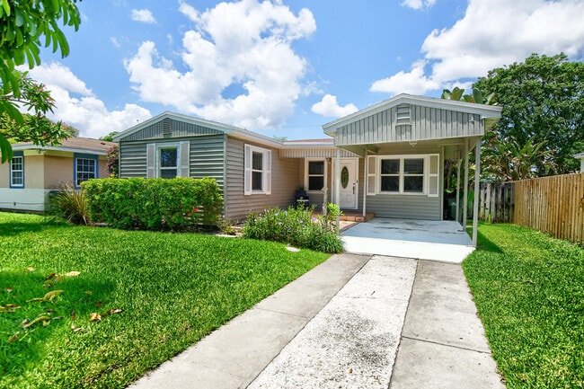 property at 830 SE 3rd Ave