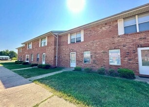 Windemere Apartments in Lafayette, IN - Building Photo - Interior Photo