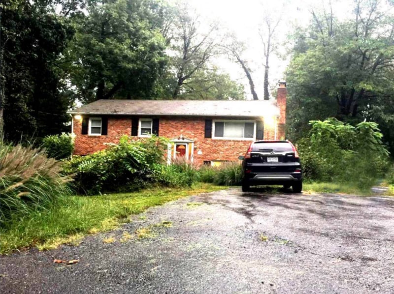 4433 Village Dr in Fairfax, VA - Building Photo