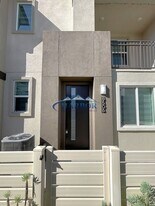 9506 Parker Ln in Gardena, CA - Building Photo