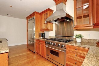 174 Washington St-Unit -3N in Jersey City, NJ - Building Photo - Building Photo