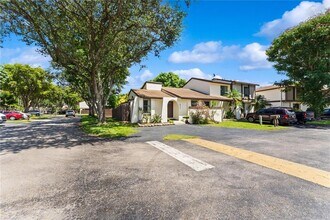 6701 SW 129th Ct in Miami, FL - Building Photo - Building Photo