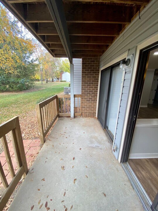 11135 Harrowfield Rd in Charlotte, NC - Building Photo