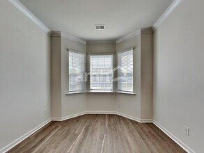 517 Bush Dr in Summerville, SC - Foto de edificio - Building Photo