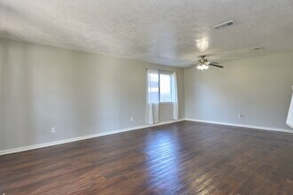 219 Fort Sumter Ct in Richmond, TX - Building Photo - Building Photo