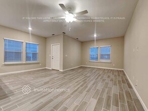 423 Cherry Ridge Dr in Orange Park, FL - Building Photo - Building Photo