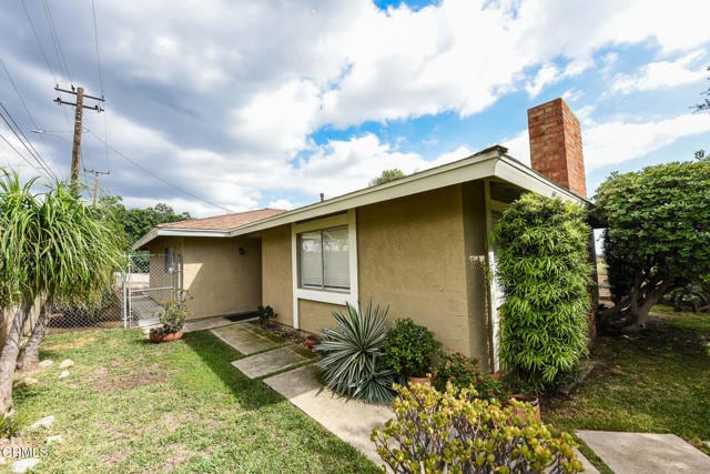 2320 Norwic Pl in Altadena, CA - Building Photo - Building Photo