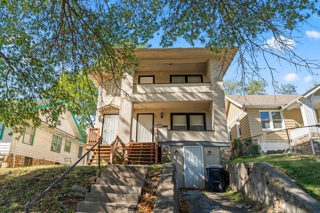 property at 5342 Park Ave