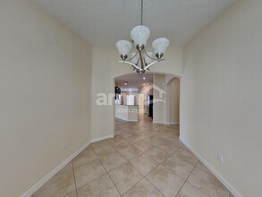 12035 Cardinal Flower Dr in Riverview, FL - Building Photo - Building Photo