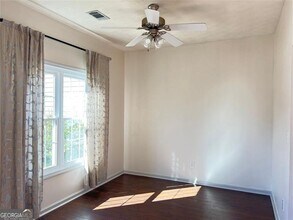 5811 Stephens Oak Ct in Buford, GA - Building Photo - Building Photo