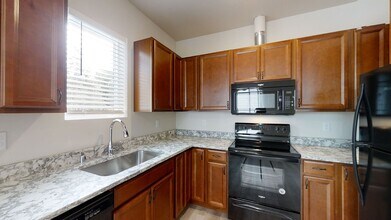 7427 S D St in Tacoma, WA - Building Photo - Building Photo