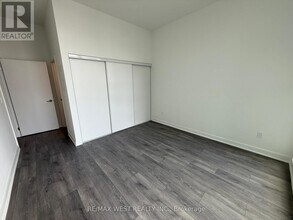 1007 The Queensway in Toronto, ON - Building Photo - Building Photo