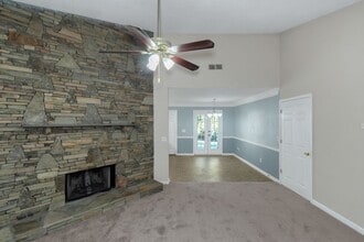 30 Oaklake Ct in Covington, GA - Building Photo - Building Photo