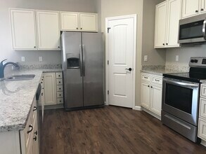 240 Dixie St in Crestview, FL - Building Photo - Building Photo
