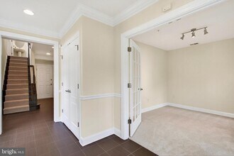 322 N George Mason Dr in Arlington, VA - Building Photo - Building Photo