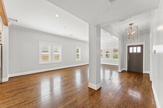 1204 Shearn St in Houston, TX - Building Photo - Building Photo