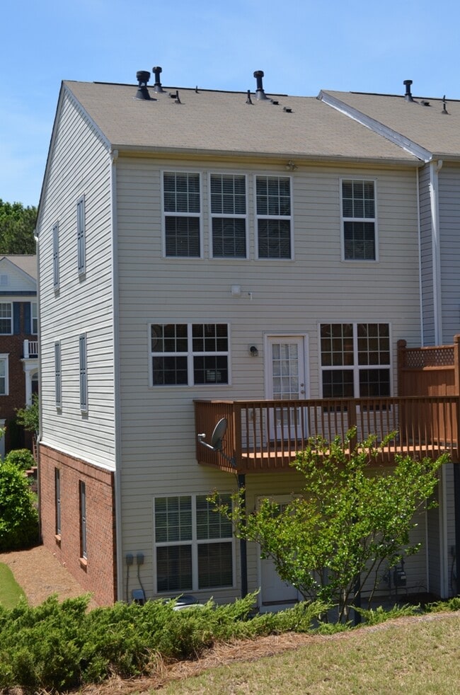 1371 Thornborough Dr in Alpharetta, GA - Building Photo - Building Photo