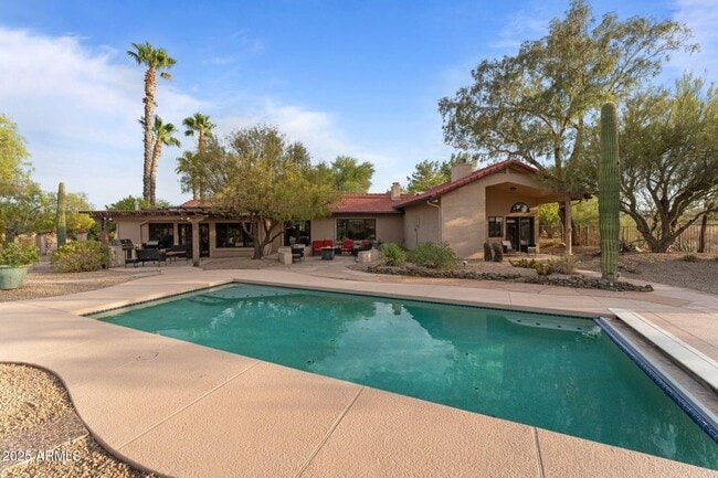 property at 1710 W Camino Dr