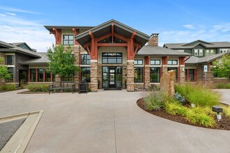 Windsor at Pinehurst in Lakewood, CO - Building Photo - Building Photo