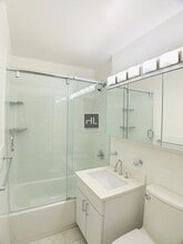 WEST 22 STREET in New York, NY - Building Photo - Building Photo