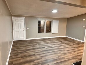 4094 Nashville Dr in Fayetteville, NC - Building Photo - Building Photo