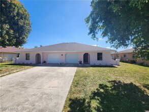 1209 SE 23rd Pl in Cape Coral, FL - Building Photo - Building Photo