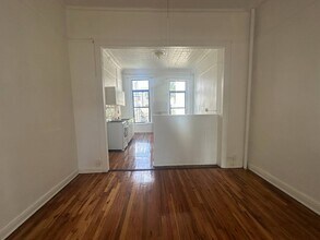 33 Woodhull St in Brooklyn, NY - Building Photo - Building Photo