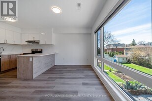 2052 Pharmacy Ave in Toronto, ON - Building Photo