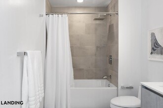 1000 Western Breeze Circle, Unit 2-306 in Davenport, FL - Building Photo - Building Photo