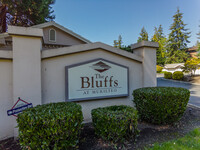 The Bluffs at Mukilteo in Mukilteo, WA - Foto de edificio - Building Photo