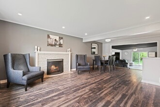 4001 Walters Ave in Northbrook, IL - Building Photo - Building Photo