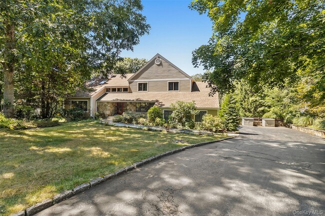 property at 12 Logging Rd