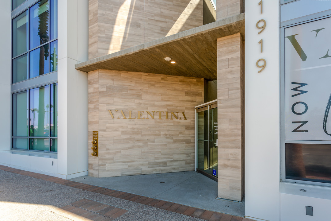 Valentina by Alta in San Diego, CA - Building Photo