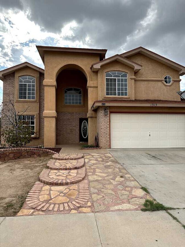 1313 Michelangelo Dr in El Paso, TX - Building Photo - Building Photo