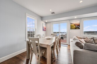 17 Silva Ct, Unit 3 in Gloucester, MA - Building Photo - Building Photo