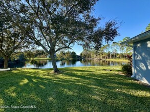 2461 Stratford Pointe Dr in West Melbourne, FL - Building Photo - Building Photo