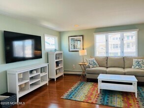 245 24th Ave in Bayville, NJ - Building Photo - Building Photo