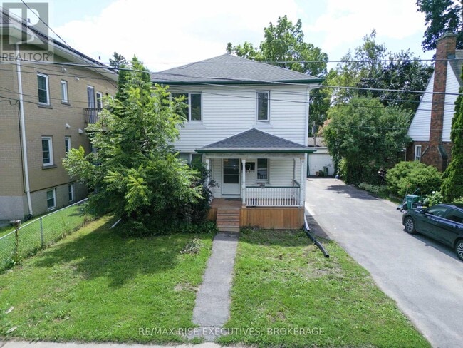 property at 130-130 Carruthers Ave