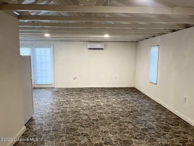 2208 20th St in Lubbock, TX - Foto de edificio - Building Photo