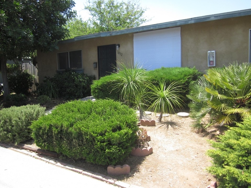 1030-1040 S Anza St in El Cajon, CA - Building Photo