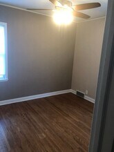 1715 S 9th Ave in Sioux Falls, SD - Building Photo - Building Photo