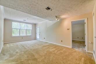 Parkside Estates in Canonsburg, PA - Building Photo - Building Photo