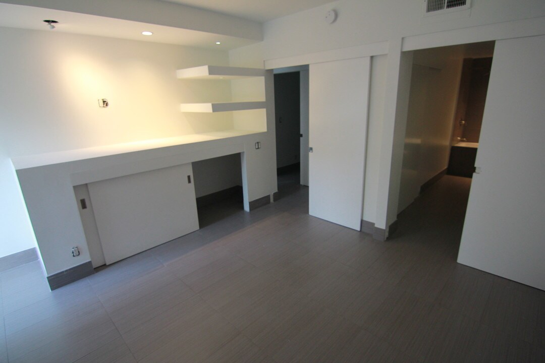 3947 Los Feliz Blvd in Los Angeles, CA - Building Photo