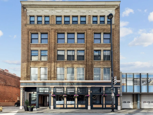 property at 335 W 5th St