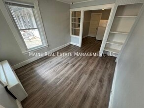 145 Essex St in Bangor, ME - Building Photo - Building Photo