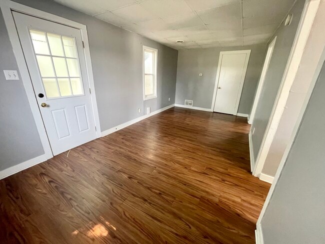 107 2nd St in West Des Moines, IA - Building Photo - Building Photo