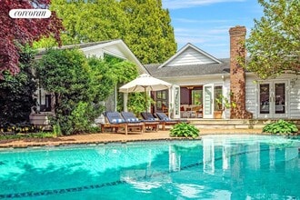 81 Lee Ave in Southampton, NY - Building Photo - Building Photo