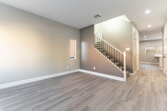 10505 Cold Mountain Ave in Las Vegas, NV - Building Photo - Building Photo