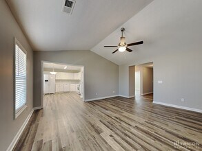 455 Hunters Crossing Dr in Hopkins, SC - Foto de edificio - Building Photo