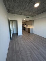 1930 NW 1st Pl, Unit S13 in Miami, FL - Building Photo